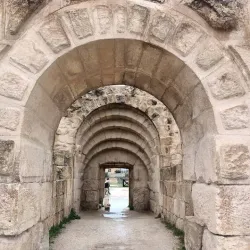 Hadrian's Arch - Jerash