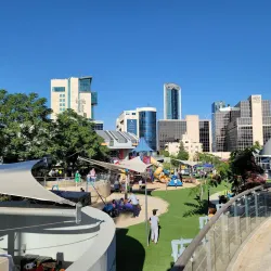 Community Centers and Cultural Hubs - Umm As-summaq