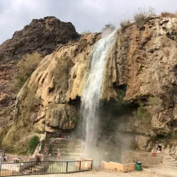 Local Natural Springs - Umm As-summaq
