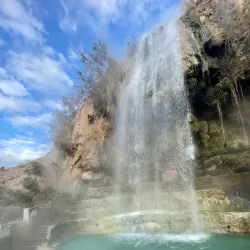 Local Natural Springs - Umm As-summaq