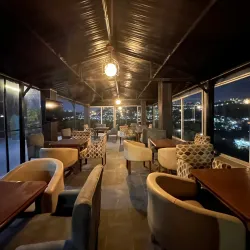 Local Cafes and Eateries - Wadi As Sir