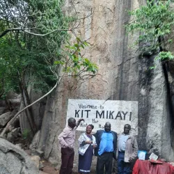 Kit Mikayi Rock Formation - Katito