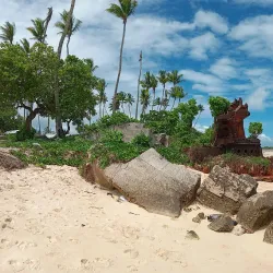 Betio War Memorial - Bairiki