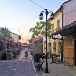 Gjakova War Memorial - Gjakova (Djakovica)