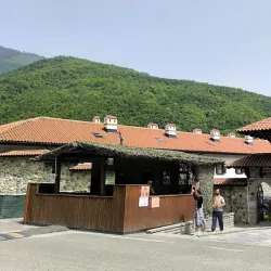 Radac Monastery - Istok