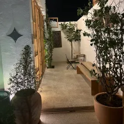 Local Cafes and Tea Houses - Al-'udayliyah