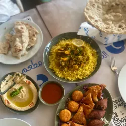 Traditional Kuwaiti Restaurants - Al-'udayliyah