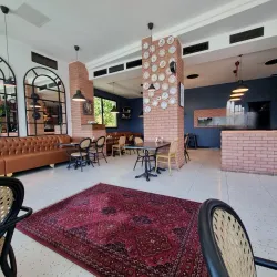 Local Cafes and Restaurants - Mahboula