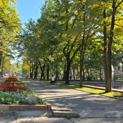 Duboviy Park (Oak Park) - Bishkek