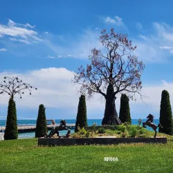 Cholpon-Ata Lakeside Promenade - Cholpon-Ata