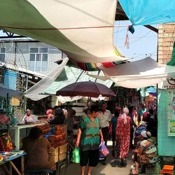 Local Bazaar - Kyzyl-Kiya