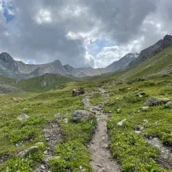 Altyn Arashan Hot Springs - Kyzyl-tuu