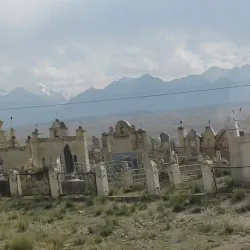 Issyk-Kul Lake - Kyzyl-tuu