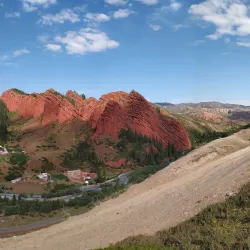 Jeti-Oguz Gorge - Kyzyl-tuu