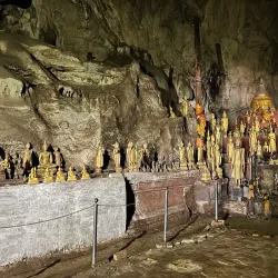 Pak Ou Caves - Luang Prabang