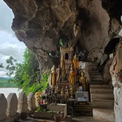 Pak Ou Caves - Luang Prabang