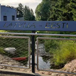 Border Monument - Valka