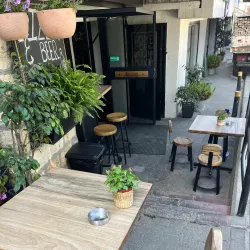 Local Cafes and Restaurants - Broumana