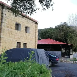 Traditional Lebanese Restaurant - Jubb Jannin