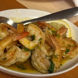 Local Seafood Restaurants - Juniyah