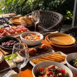 Local Lebanese Restaurants - Zouk Mikael