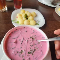 Local Cafes and Restaurants - Garliava