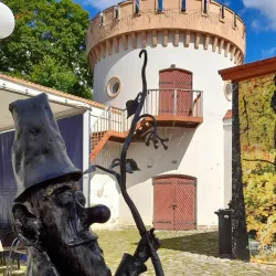 Taurage Castle - Taurage