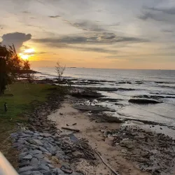 Tanjung Batu Beach - Bintulu