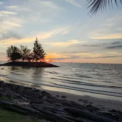 Tanjung Batu Beach - Bintulu