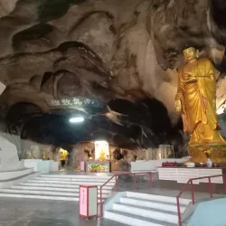 Perak Cave Temple - Ipoh