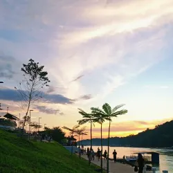 Kapit Waterfront - Kapit