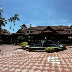Handicraft Village and Craft Museum (Kampung Kraftangan dan Muzium Kraf) - Kota Bharu