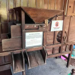 Handicraft Village and Craft Museum (Kampung Kraftangan dan Muzium Kraf) - Kota Bharu