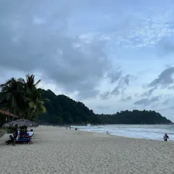 Teluk Cempedak Beach - Kuantan