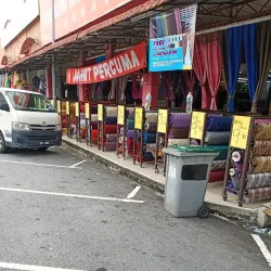 Nilai 3 Wholesale Centre - Nilai