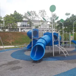 Taman Tasik Nilai - Nilai