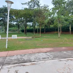 Taman Tasik Nilai - Nilai