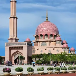 Putra Mosque (Masjid Putra) - Putrajaya
