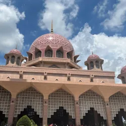 Putra Mosque (Masjid Putra) - Putrajaya