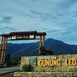 Gunung Ledang National Park - Segamat