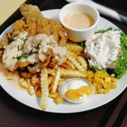 Local Eateries and Cafes - Seri Iskandar