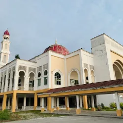 Perak Tengah District Mosque - Seri Iskandar