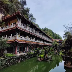 Sam Poh Tong Temple - Sitiawan