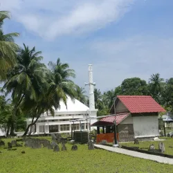 Kedeyre Miskiy (Ancient Mosque) - Fuvahmulah