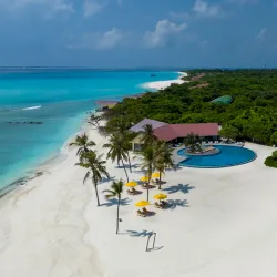 Haa Dhaalu Atoll Beach - Kulhudhuffushi