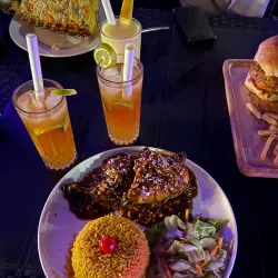 Local Restaurants and Cafes - Maafushi