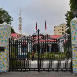 Mulee Aage Palace - Male