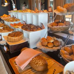 Fine Dining Experiences - Paradise Island