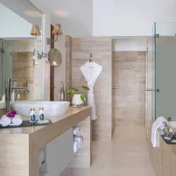 Coral Reefs of Thinadhoo - Thinadhoo