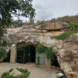 Għar Dalam Cave and Museum - Birzebbuga
